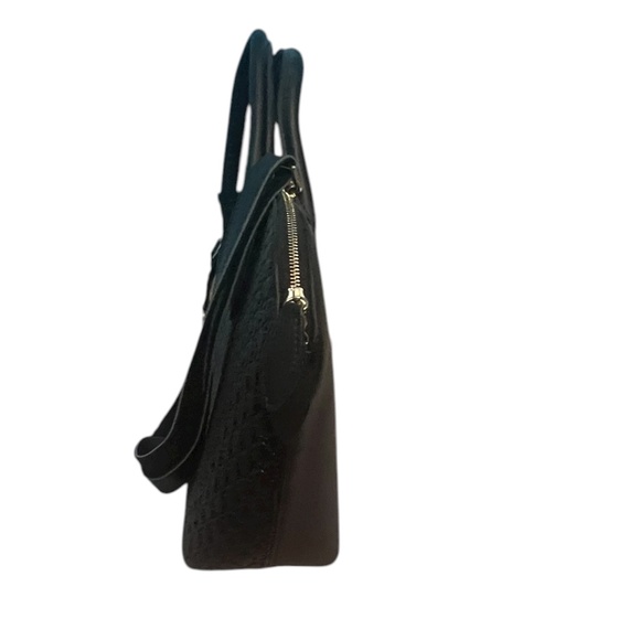 Elegant Black Dome Satchel Handbag with Embossed Pattern and Shoulder Strap - Picture 6 of 10